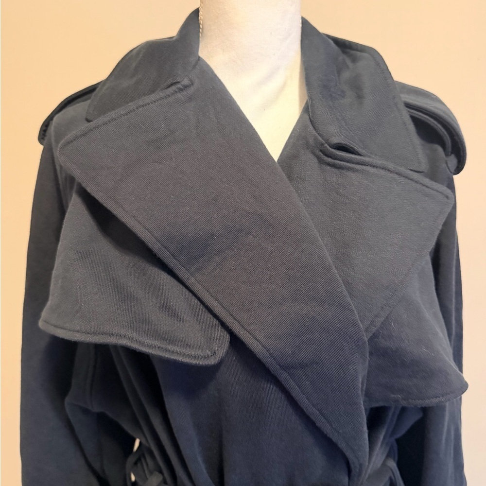 NWT SKIMS boyfriend fleece oversized trench coat size small in Onyx - Picture 6 of 14